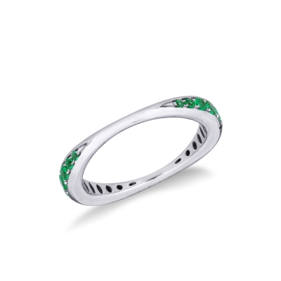 18k white gold ring with emeralds 