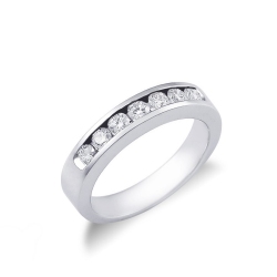 Half channel eternity ring with 7 diamonds