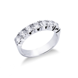 White gold 18k 7 diamond half eternity ring 1,30 ct