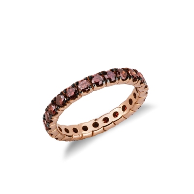 Rosé gold 18k eternity ring with cognac diamonds and burnished claws