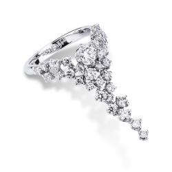 Anello a cascata in oro bianco 18k con diamanti