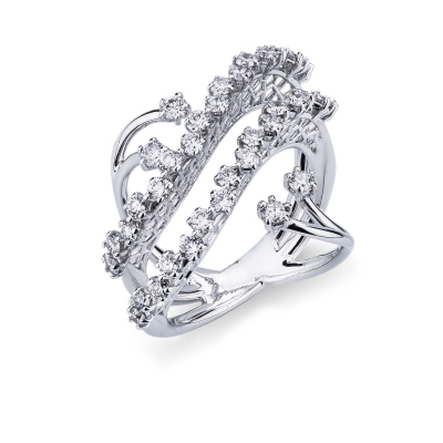 18k white gold diamonds ring