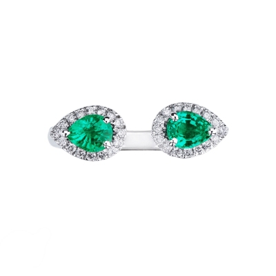 Ring in white gold 18k with emeralds and diamonds