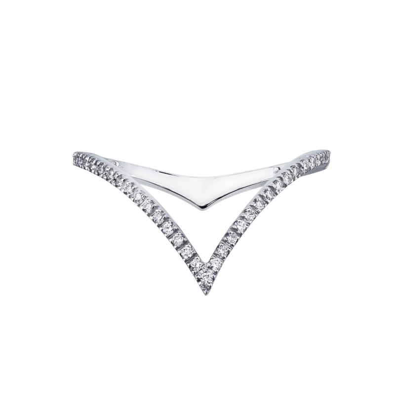 White gold 18k V shaped ring with diamonds 