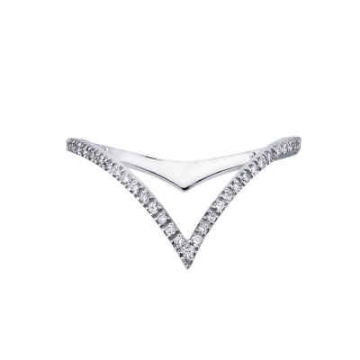 White gold 18k V shaped ring with diamonds 