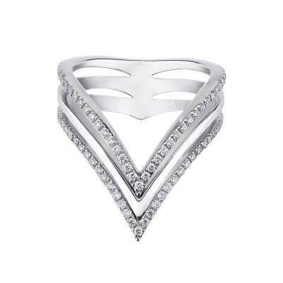 18k white gold ring with three rows of diamonds 