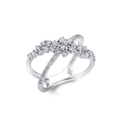 Criss cross ring in white gold 18k with diamonds 