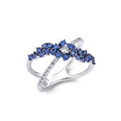 Criss cross ring in white gold 18k with blue sapphires and diamonds 