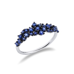 18k white gold ring with blue sapphires 