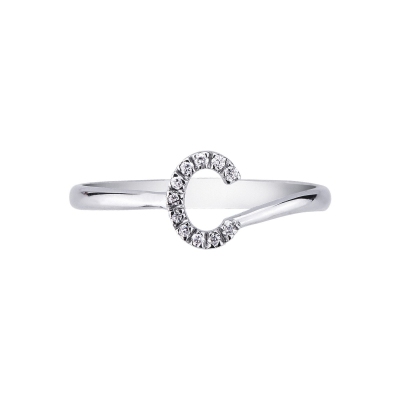 18k white gold letter C ring with diamonds 
