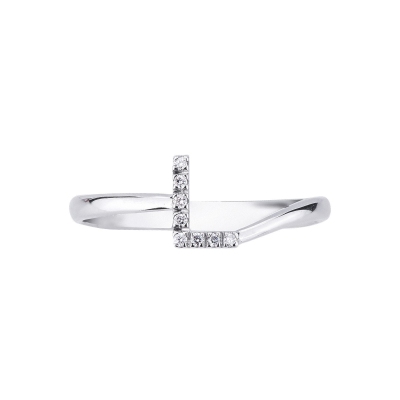 18k white gold letter L ring with diamonds 
