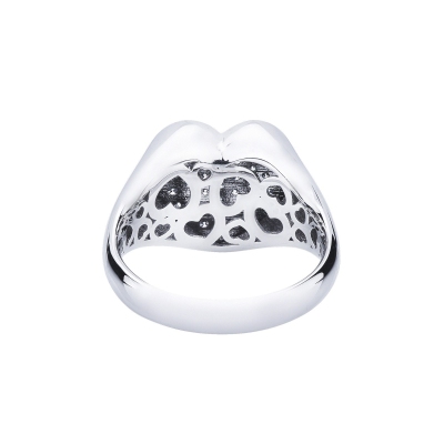 Diamonds pavé heart shaped ring in white gold 18k
