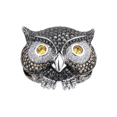White gold 18k owl ring with black, white and brown diamonds 