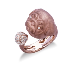 Rosé gold 18k with pug and diamonds 
