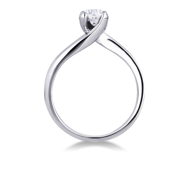 Anello Solitario griffe a 4 punte in oro bianco 18k con Diamante 0,50 ct.