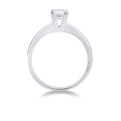 4 claw solitaire ring with a 0,50 ct diamond 