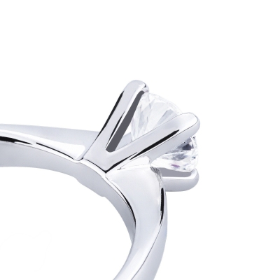 Anello fidanzamento Desiderio 0,90 ct in oro bianco 