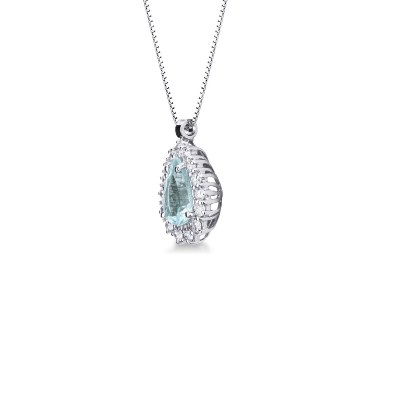 Necklace with pear shaped aquamarine crowned by diamonds