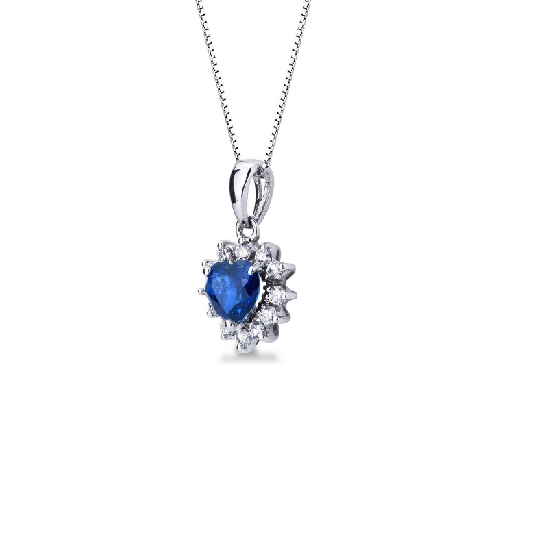 Necklace with sapphire and diamond pendant 