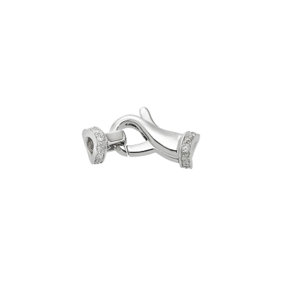 Lobster claw closure in 18k white gold