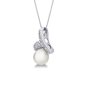 18k white gold necklace with pearl and diamonds