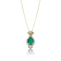 18k yellow gold emerald pendant with round cut diamonds