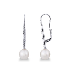 18k white gold drop earrings with 8mm pearls and diamonds 