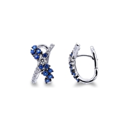 Criss cross earrings in white gold 18k with blue sapphires and diamonds 