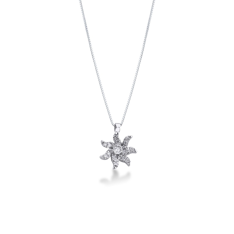 18k white gold sea star pendant with diamonds