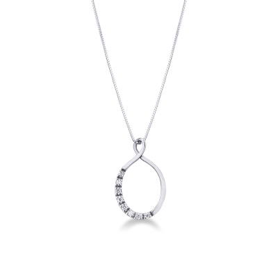 White gold 18k fancy pendant with diamonds