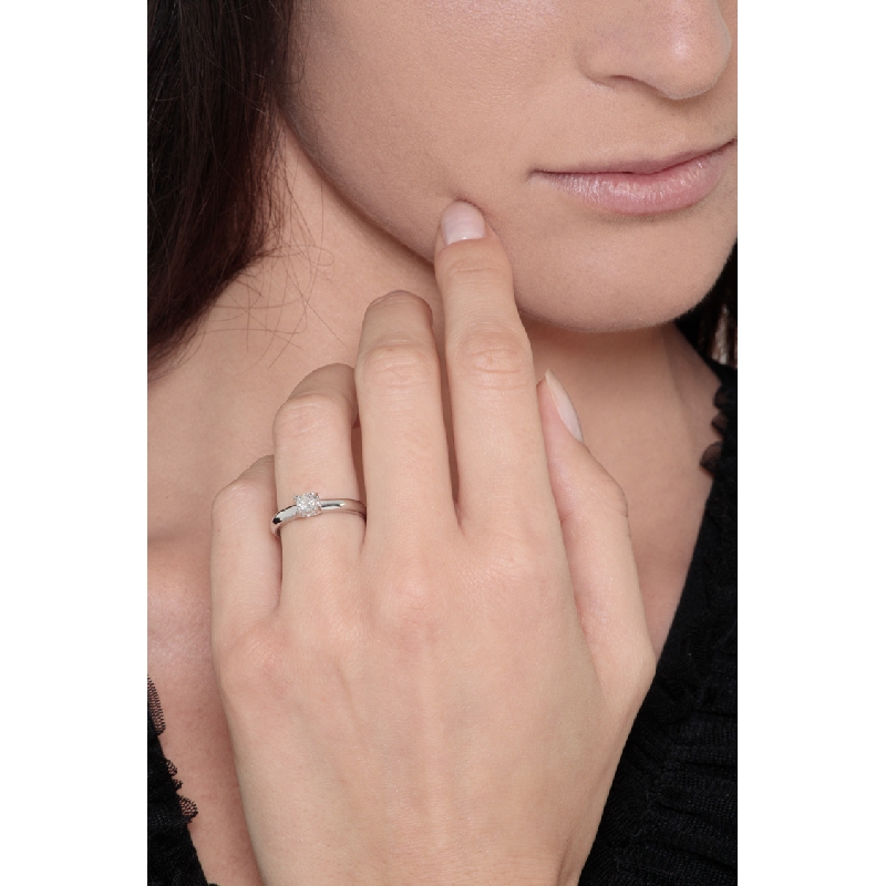 Solitario Legame con diamante 0,25 ct in Oro Bianco
