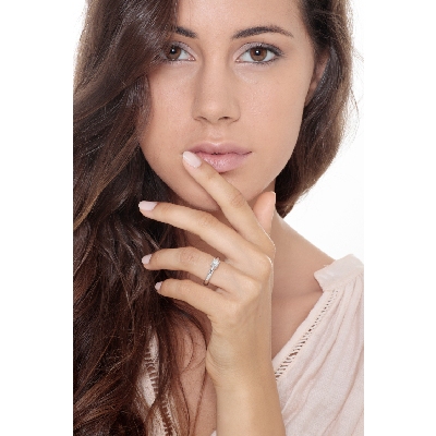 Solitario a 4 punte in oro bianco 18k con Diamante 0,40 ct