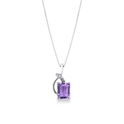 Necklace with amethyst and diamonds 