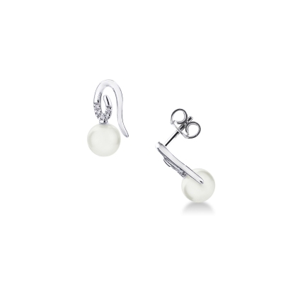18k white gold earrings with pearls and diamonds 