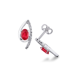 Fancy earrings in 18k white gold with round cut diamonds and rubies