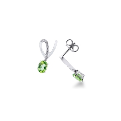 White gold 18k earrings with diamonds and peridots 