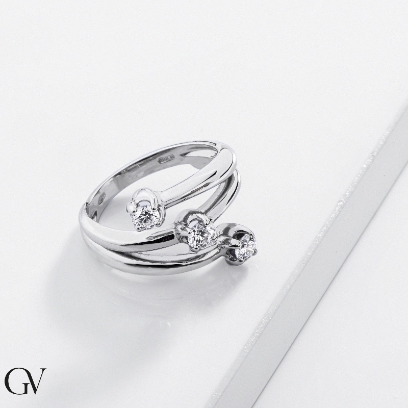 Trilogy ring with 0,45 ct diamonds white gold 18k 