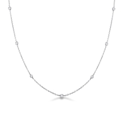 Necklace in 18 white gold with diamonds