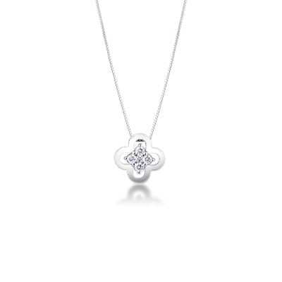 18k white gold pendant with 4 diamonds