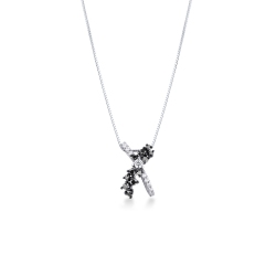 White gold 18k pendant with black and white diamonds 
