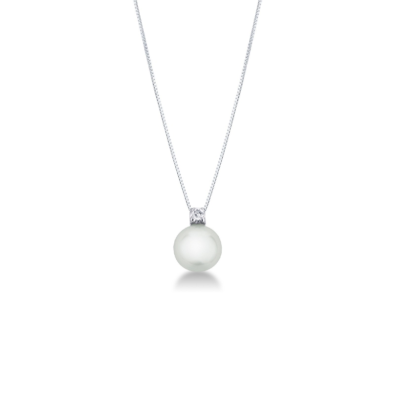 Necklace in 18k white gold with pendant composed by a pearl and a diamond