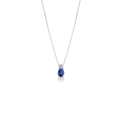 Solitaire blue sapphire and diamonds pendant 