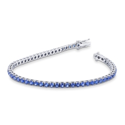 Tennis bracelet in white gold with blue sapphires about 2,75 wide