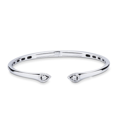 18k white gold rigid bracelet with diamonds in the end