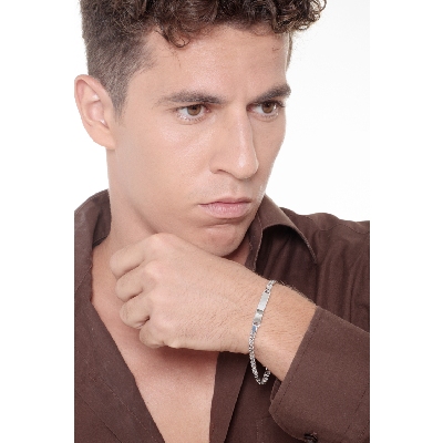 Bracciale con piastrina in oro bianco 18k