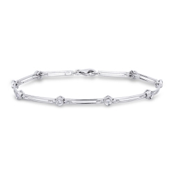 Fancy bracelet with diamonds