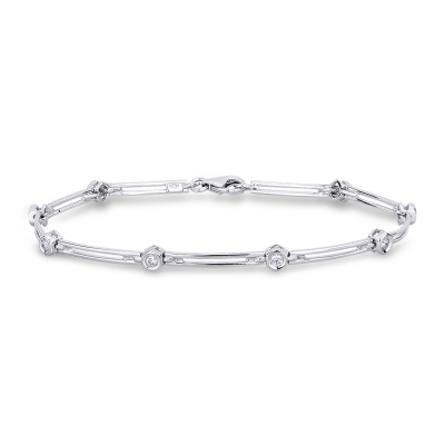 Fancy bracelet with diamonds