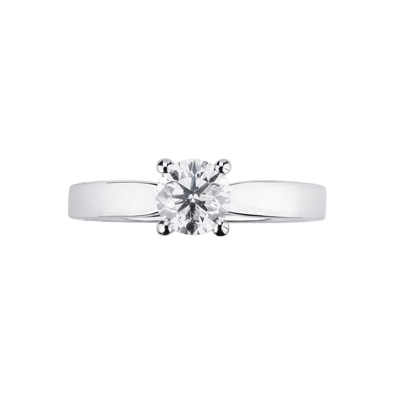 18k white gold solitaire ring with a 4 claw 0,70 ct diamond 