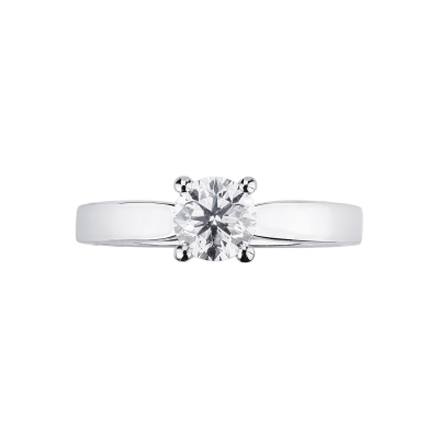 18k white gold solitaire ring with a 4 claw 0,70 ct diamond 