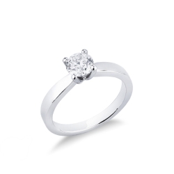 18k white gold solitaire ring with a 4 claw 0,70 ct diamond 